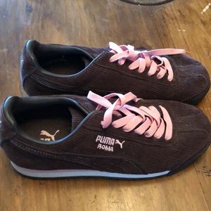 EUC brown Puma corduroy 6.5